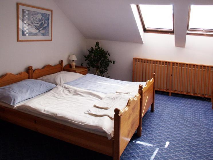 Třebíč Hotel Solaster Garni מראה חיצוני תמונה